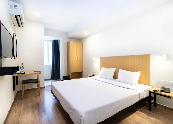 Deluxe Queen Room